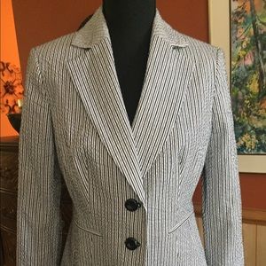 Sharp blazer by Jones Studio.